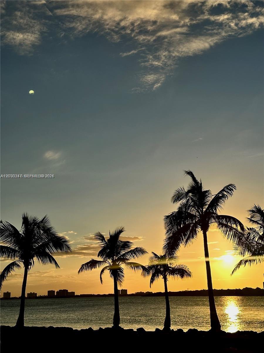 WINDS OF NOBE CONDO - Residential