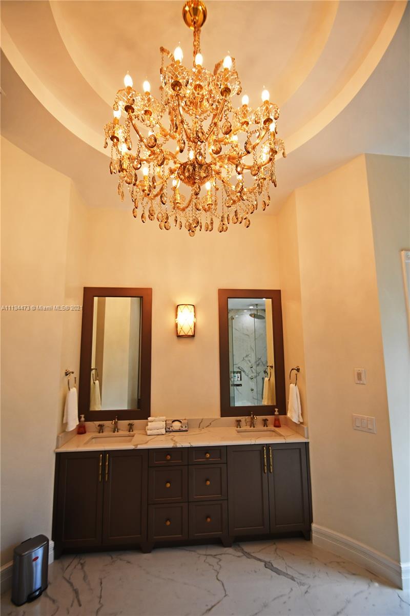 ESTATES AT SUNSHINE RANCH - Residential Lease