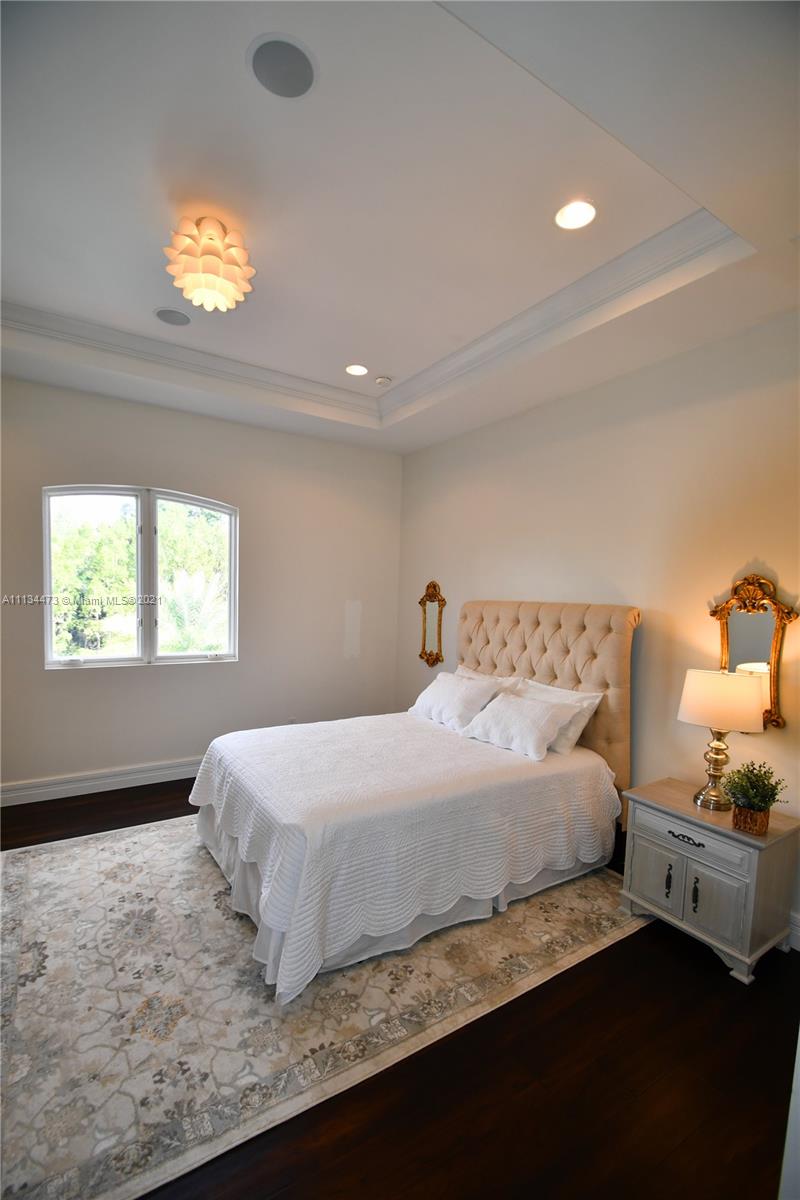 ESTATES AT SUNSHINE RANCH - Residential Lease