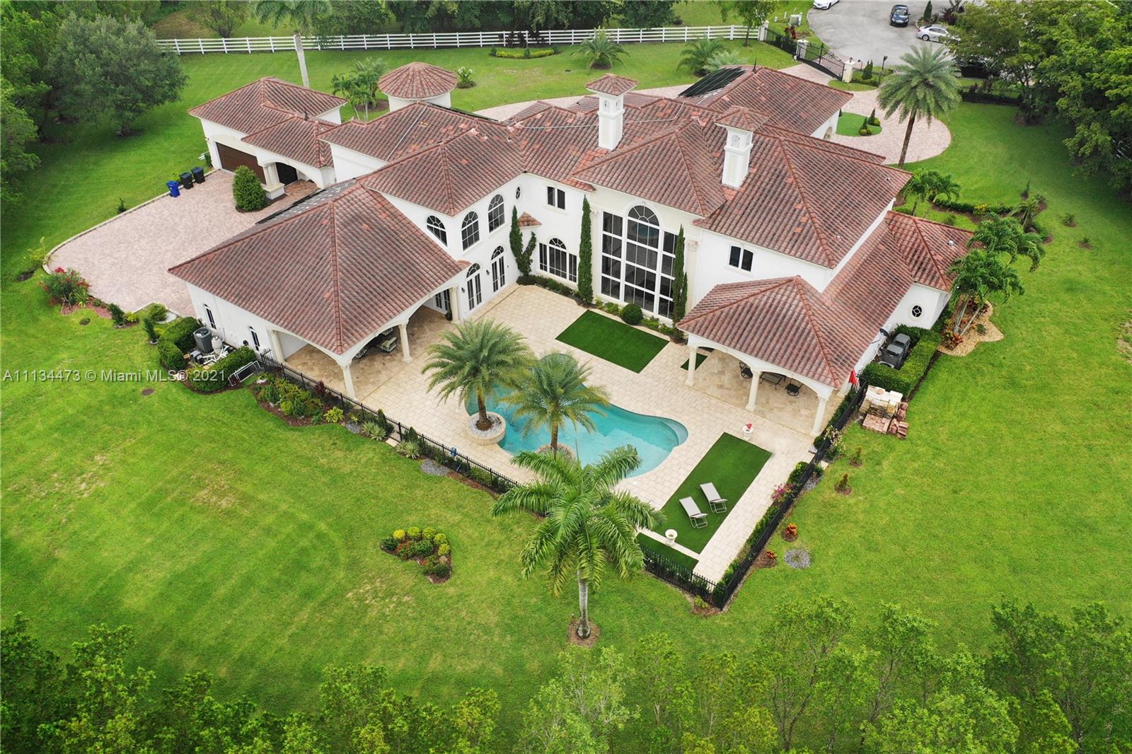 ESTATES AT SUNSHINE RANCH - Residential Lease