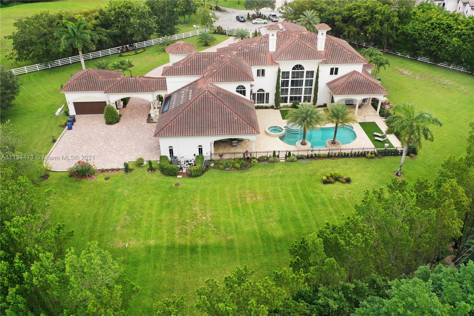 ESTATES AT SUNSHINE RANCH - Residential Lease
