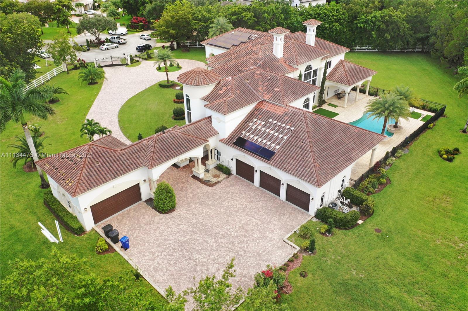 ESTATES AT SUNSHINE RANCH - Residential Lease