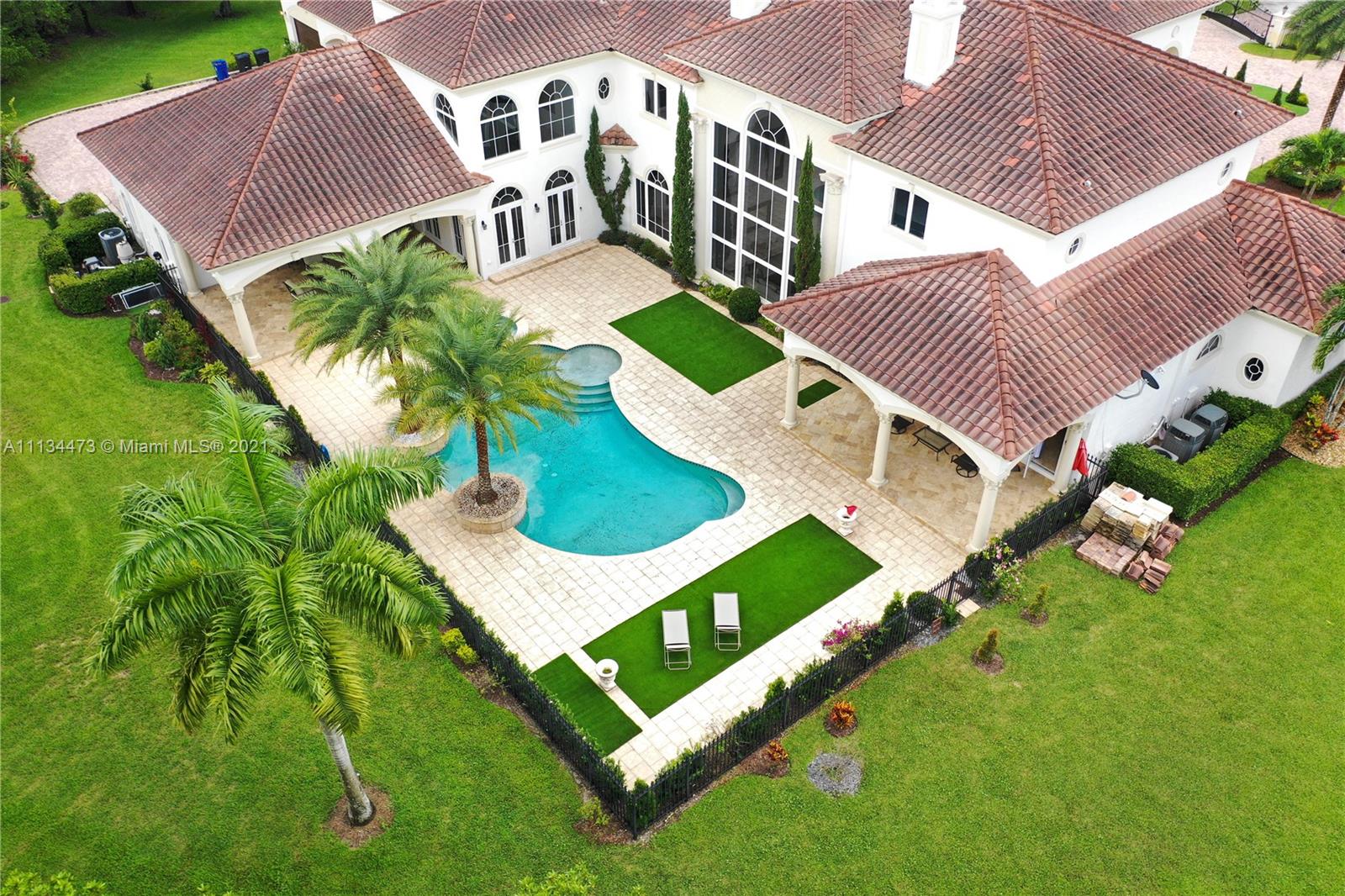ESTATES AT SUNSHINE RANCH - Residential Lease