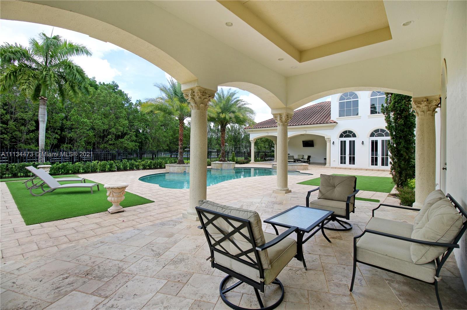ESTATES AT SUNSHINE RANCH - Residential Lease