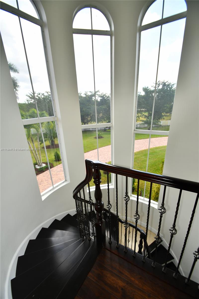 ESTATES AT SUNSHINE RANCH - Residential Lease