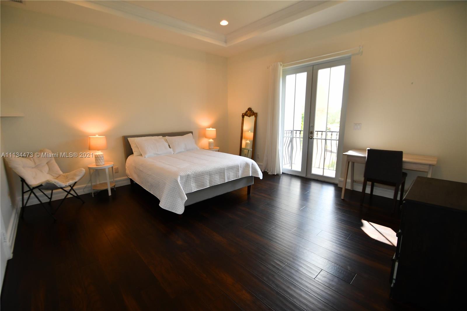 ESTATES AT SUNSHINE RANCH - Residential Lease