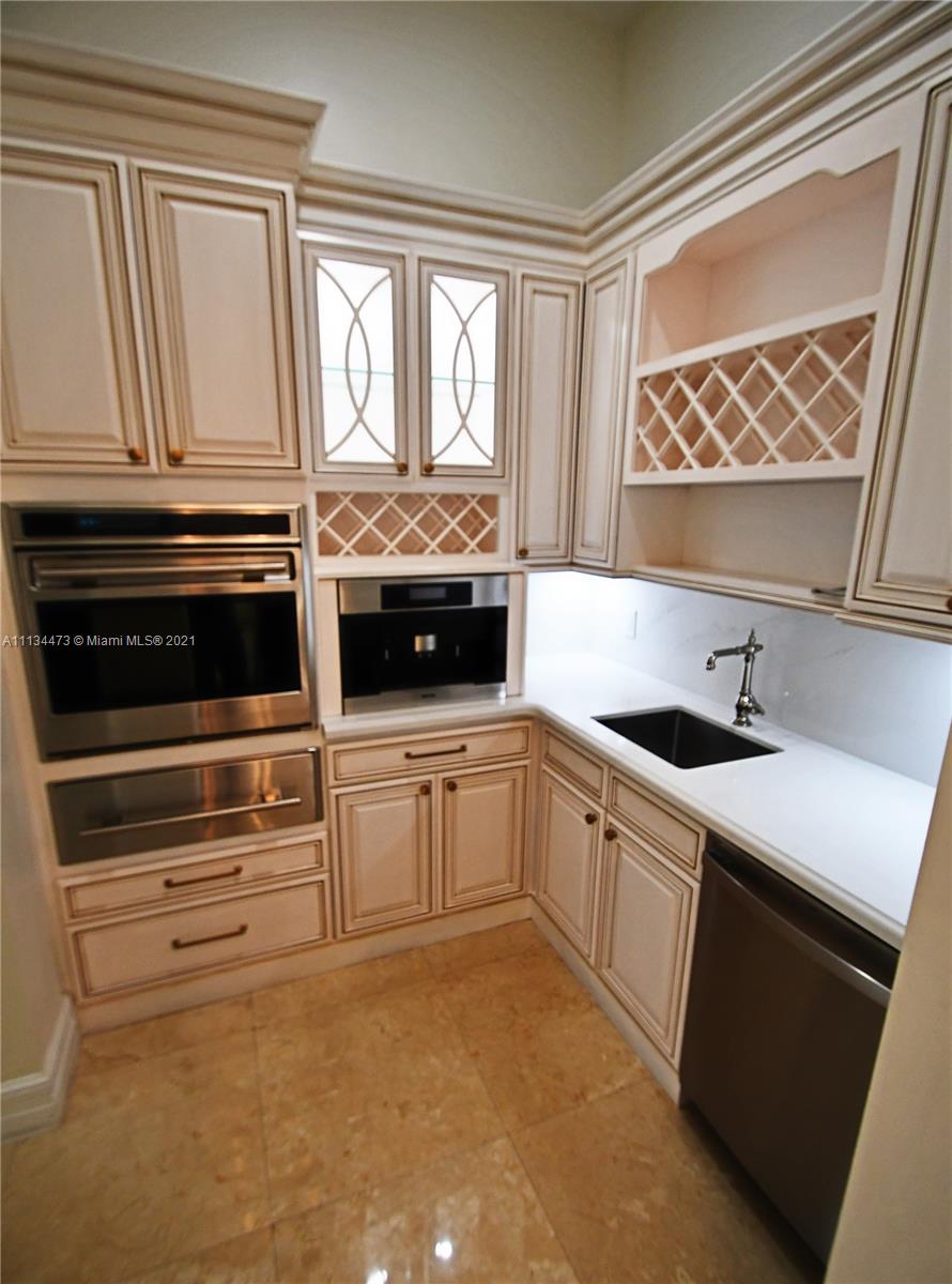ESTATES AT SUNSHINE RANCH - Residential Lease