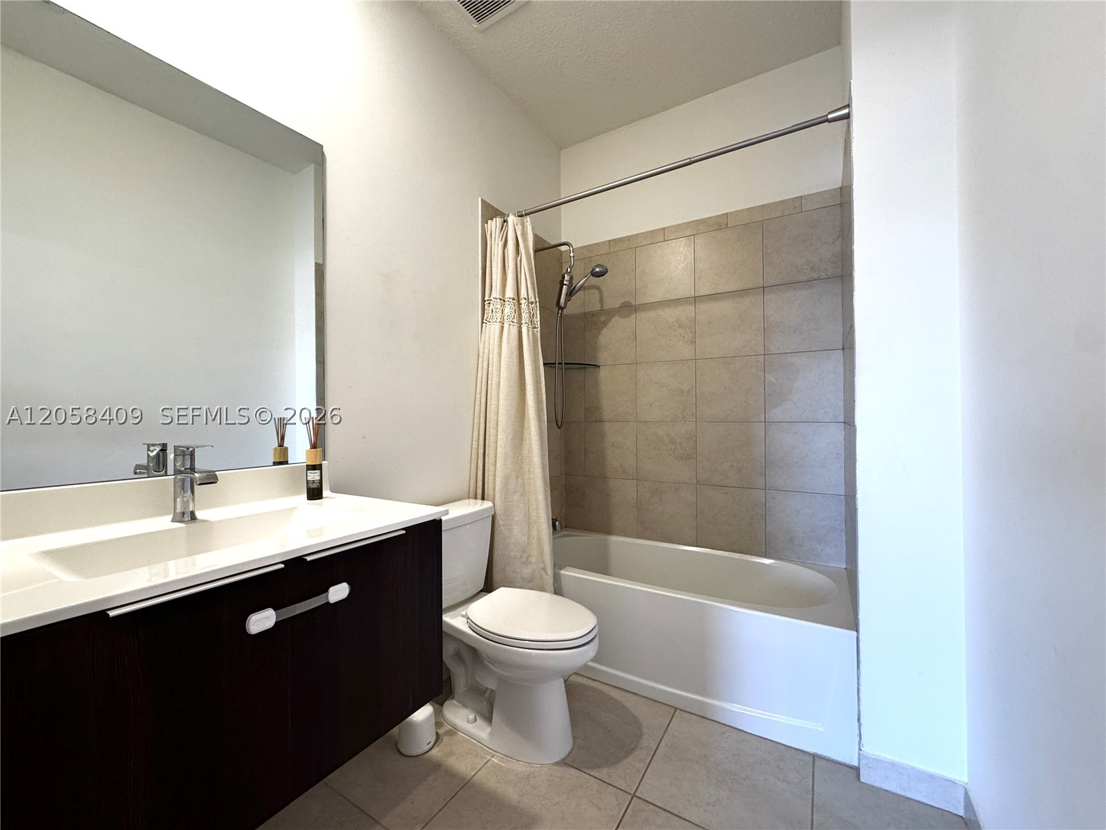 HIGHLAND AT PARK CENTRAL - Residential