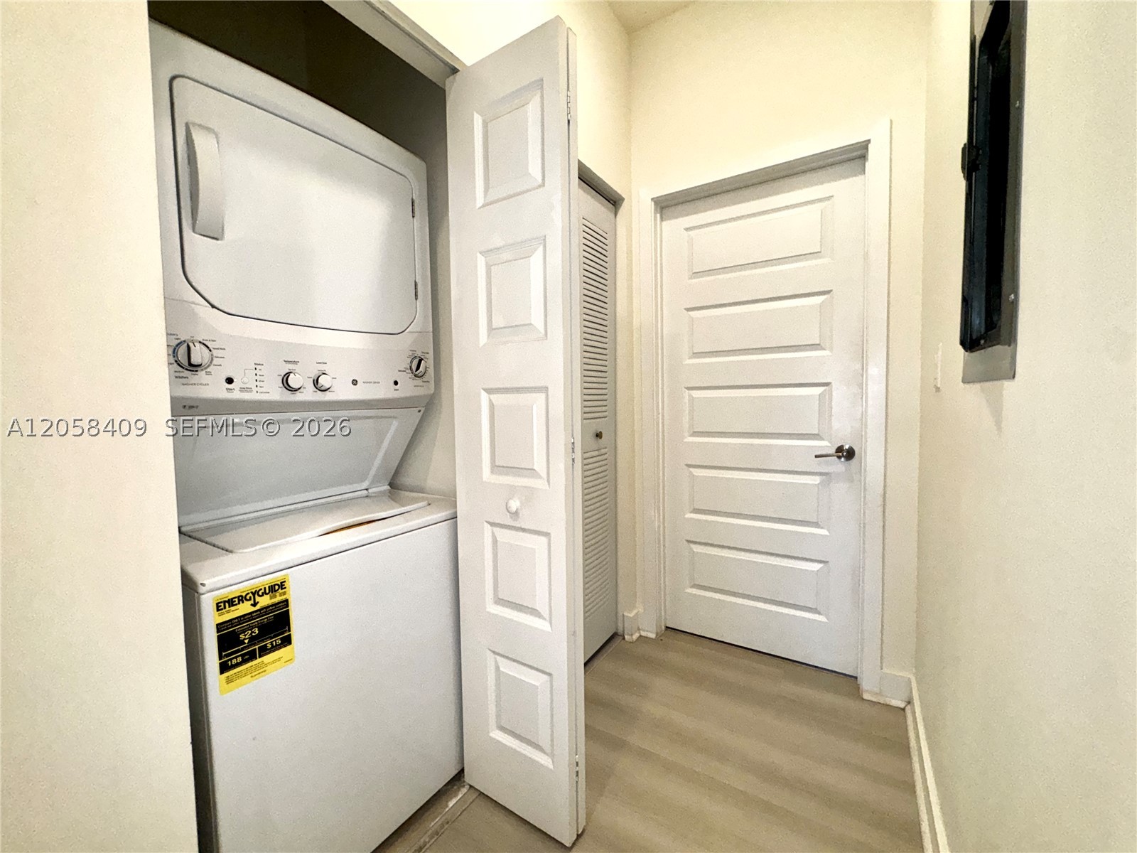 HIGHLAND AT PARK CENTRAL - Residential