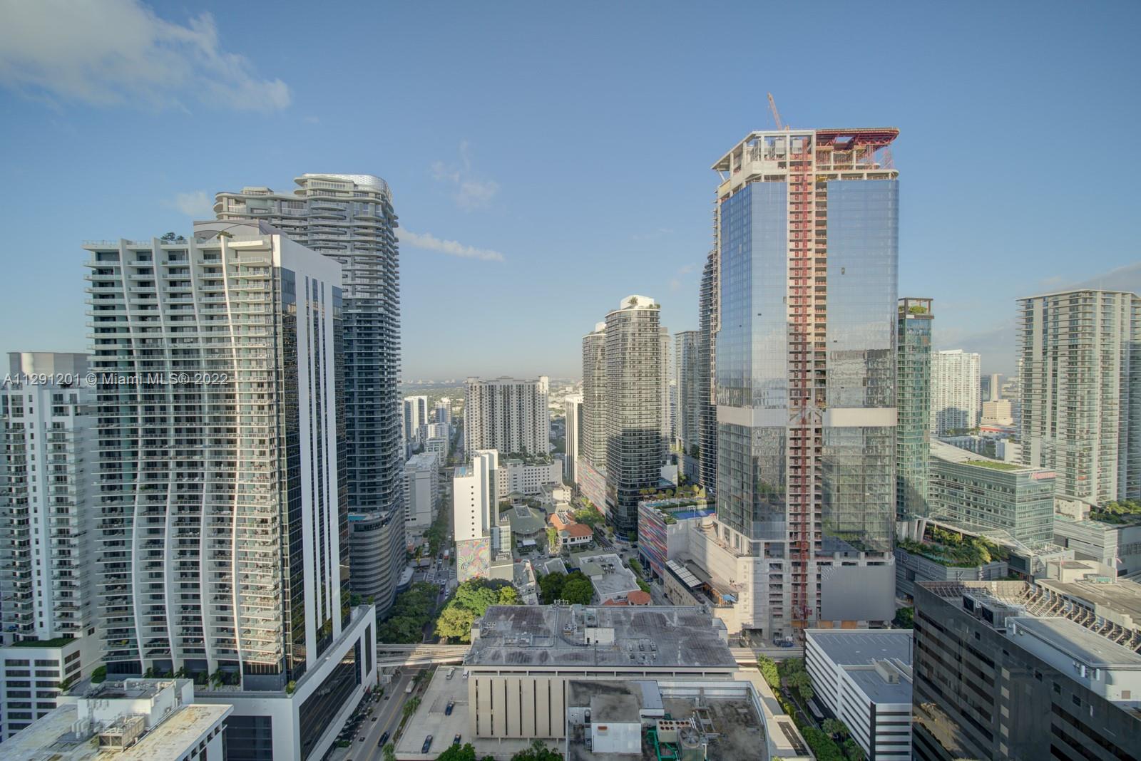 THE PLAZA 901 BRICKELL CO - Residential Lease