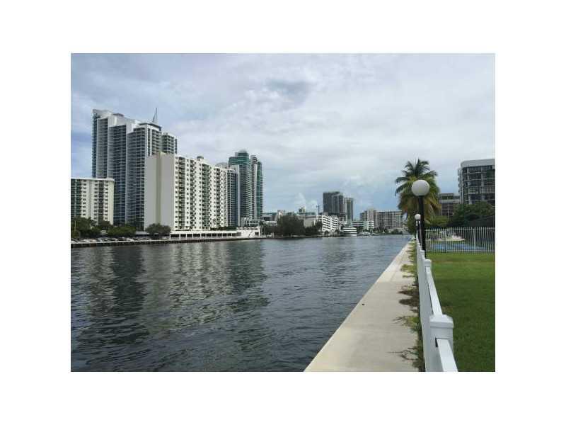 OCEANVIEW PARK CONDO - Residential Lease