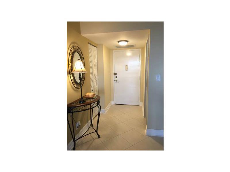 OCEANVIEW PARK CONDO - Residential Lease