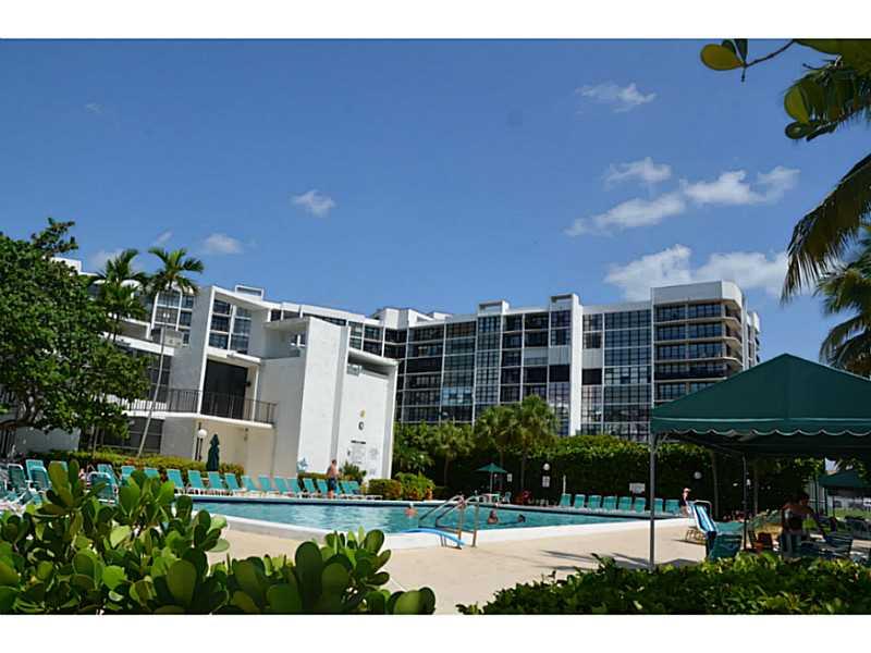 OCEANVIEW PARK CONDO - Residential Lease