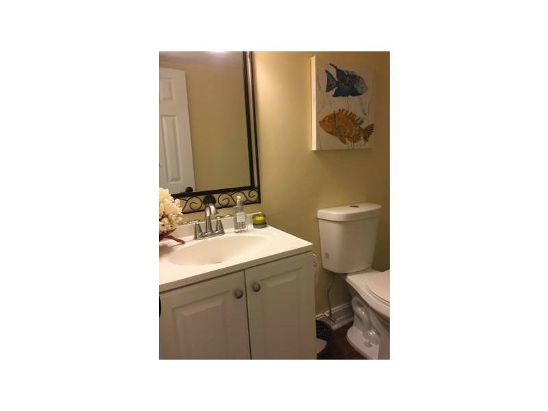OCEANVIEW PARK CONDO - Residential Lease