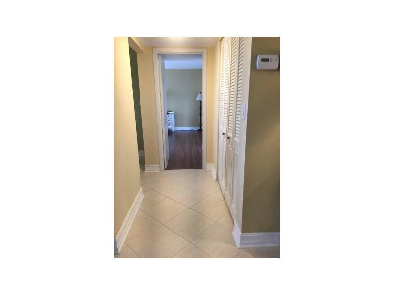 OCEANVIEW PARK CONDO - Residential Lease