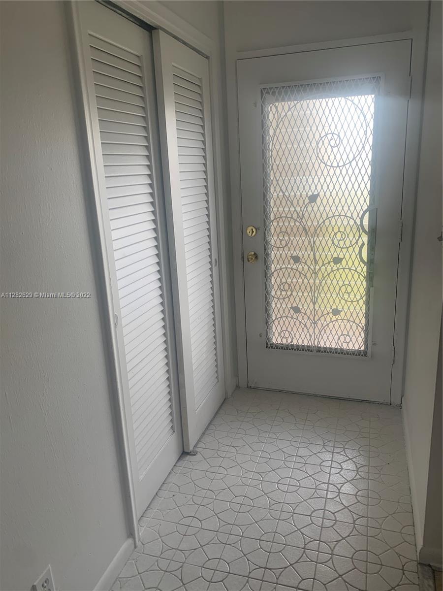 MEADOWBROOK TOWERS CONDO - Residential