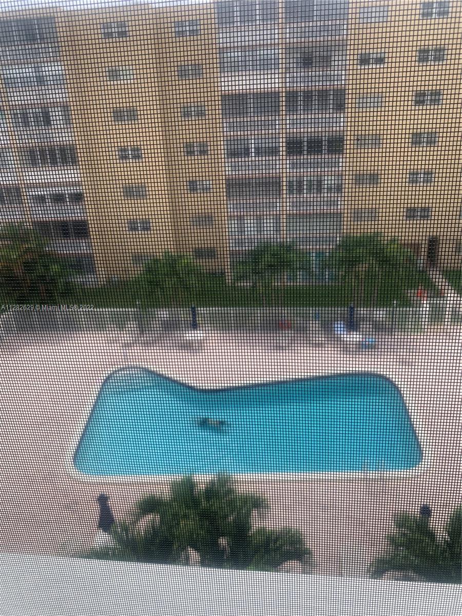MEADOWBROOK TOWERS CONDO - Residential