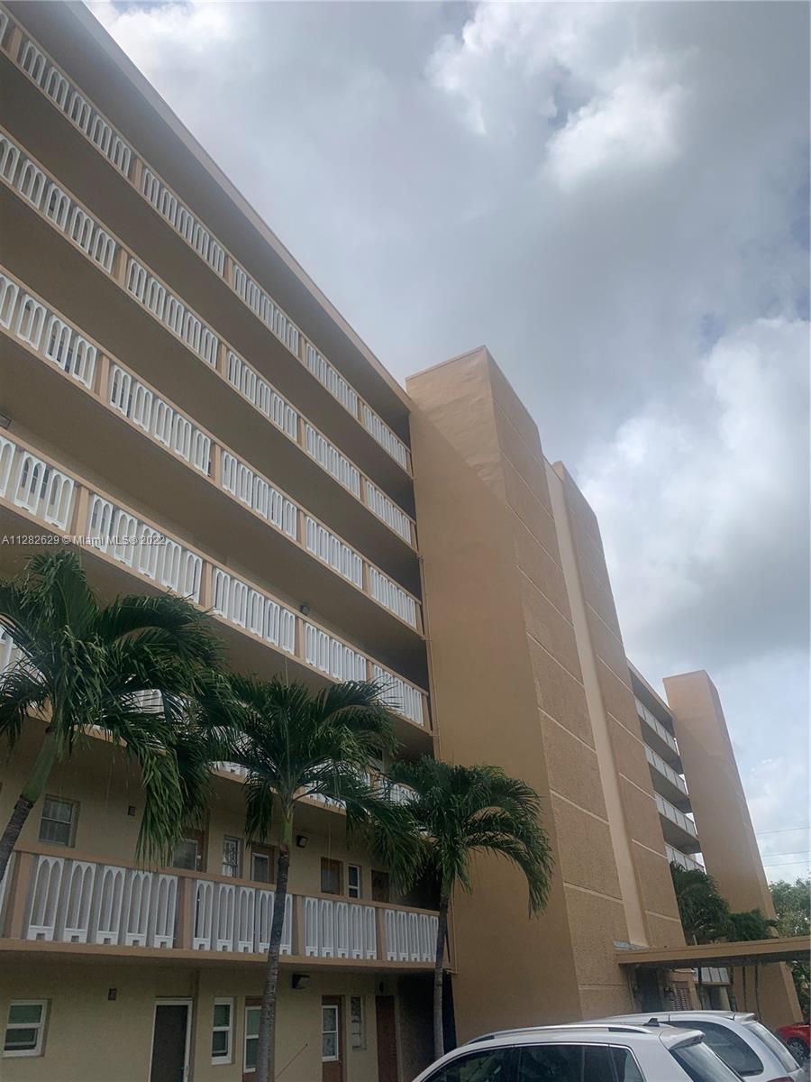 MEADOWBROOK TOWERS CONDO - Residential