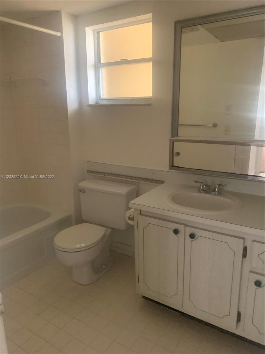 MEADOWBROOK TOWERS CONDO - Residential