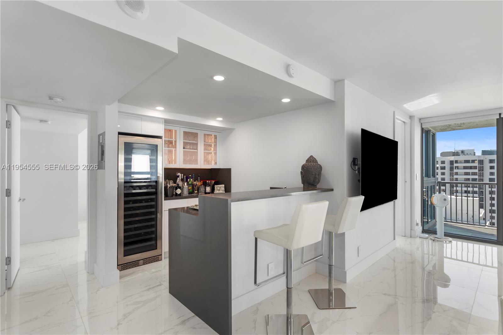 MIRASOL OCEAN TOWERS COND - Residential
