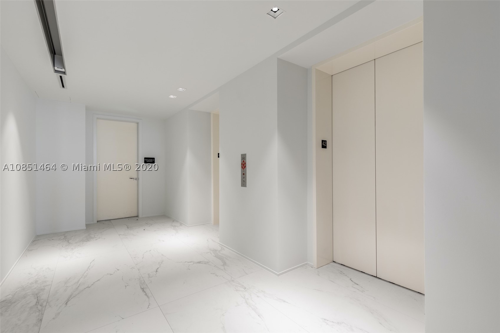 ONE THOUSAND MUSEUM CONDO - Residential