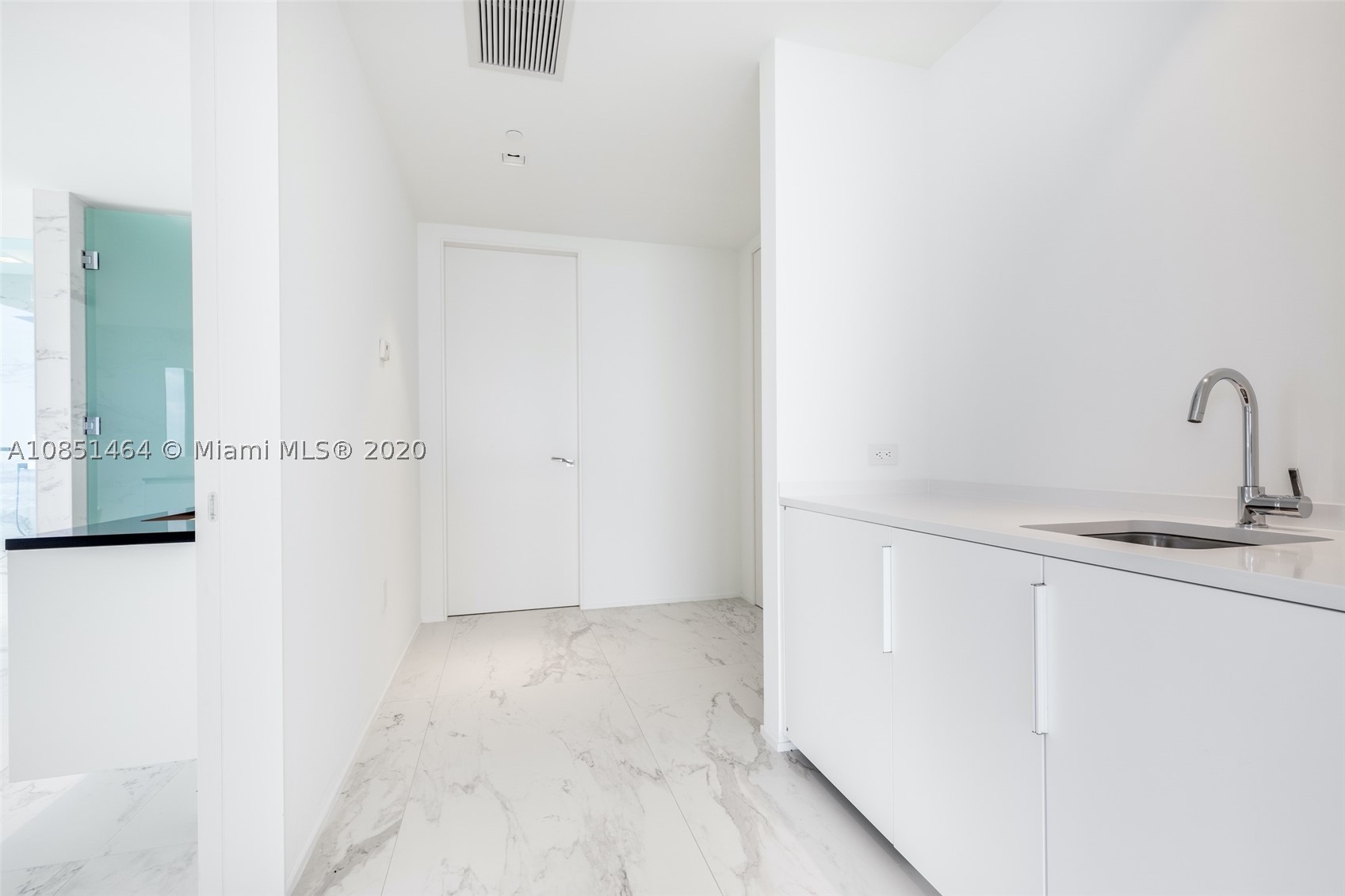 ONE THOUSAND MUSEUM CONDO - Residential