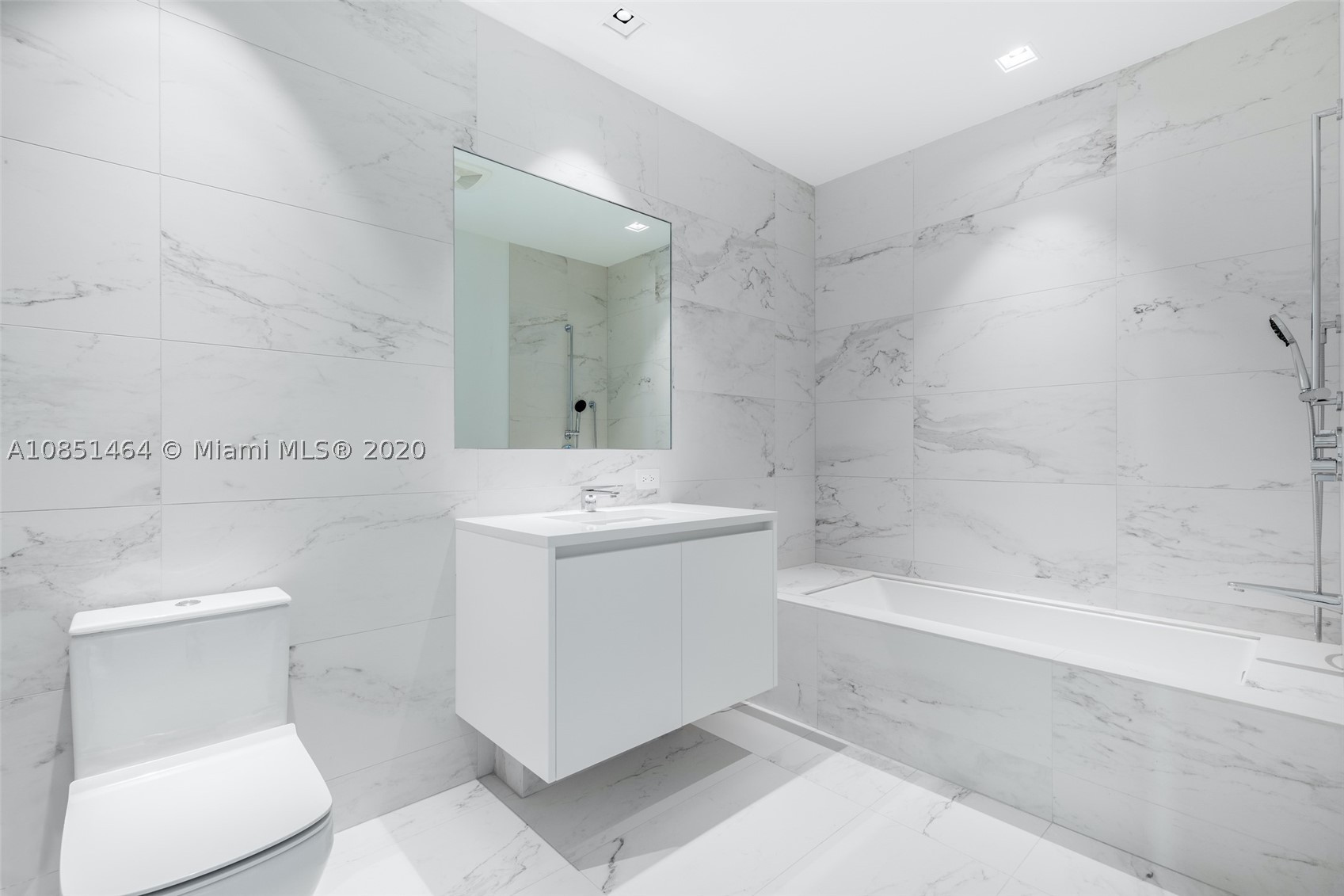 ONE THOUSAND MUSEUM CONDO - Residential