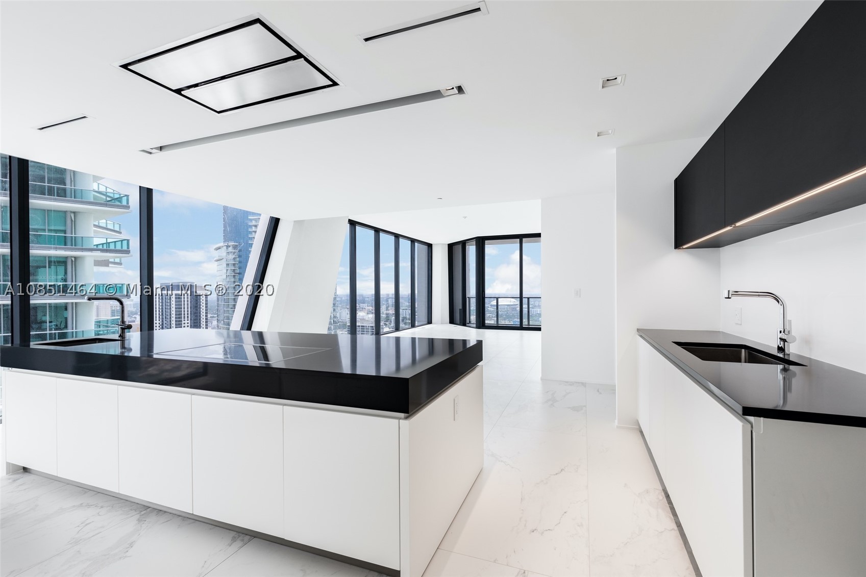 ONE THOUSAND MUSEUM CONDO - Residential