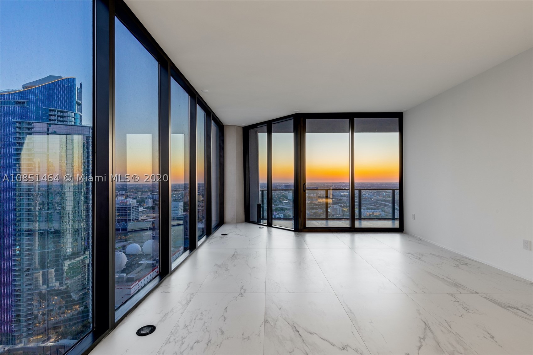 ONE THOUSAND MUSEUM CONDO - Residential