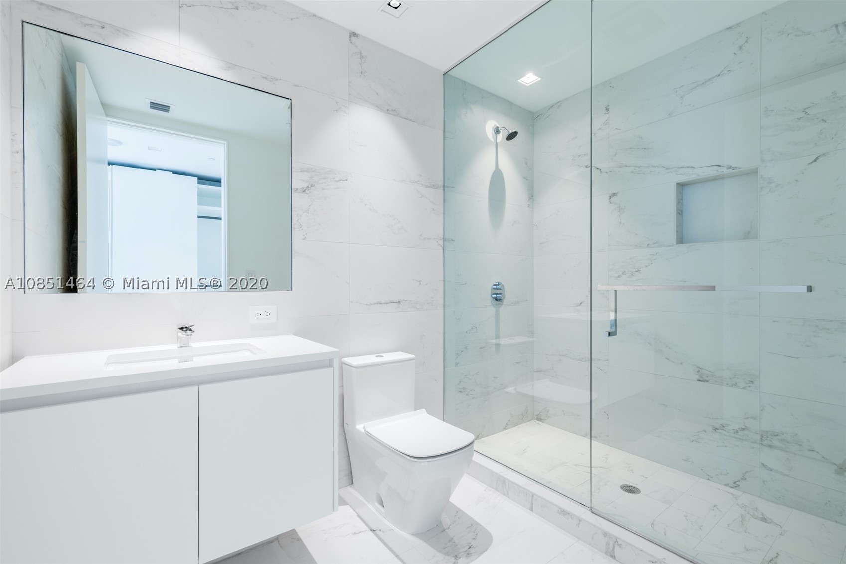 ONE THOUSAND MUSEUM CONDO - Residential