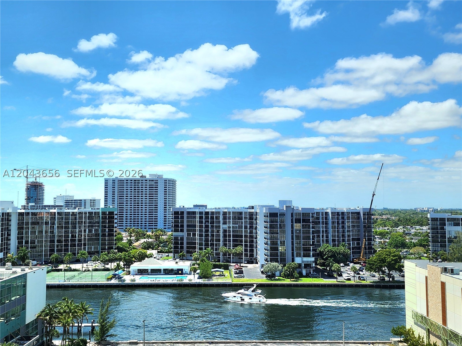 ALEXANDER TOWERS CONDO - Residential