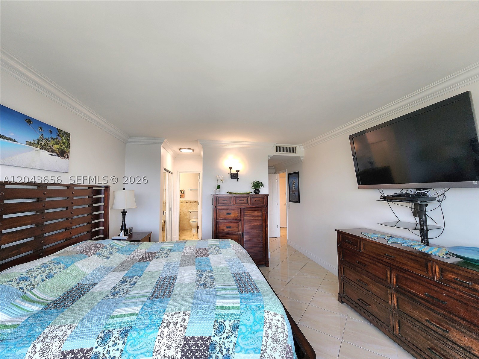 ALEXANDER TOWERS CONDO - Residential
