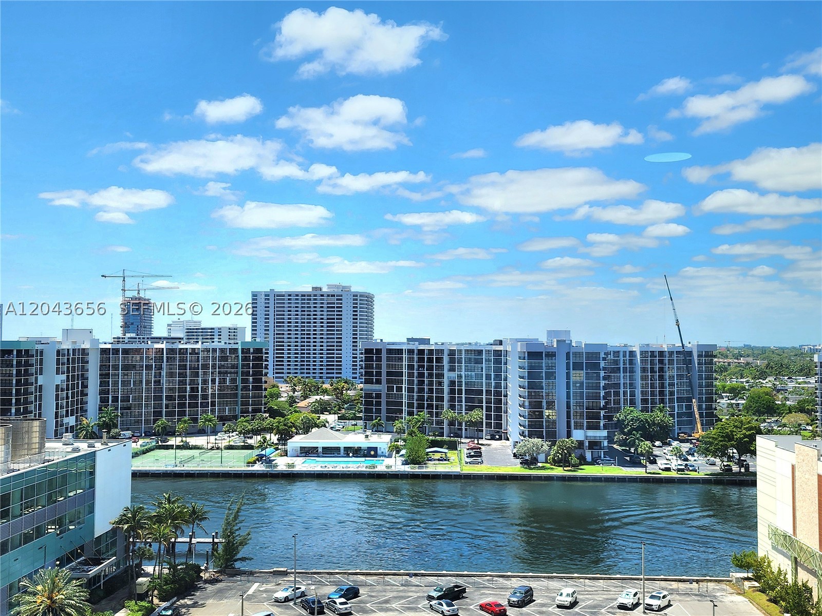 ALEXANDER TOWERS CONDO - Residential