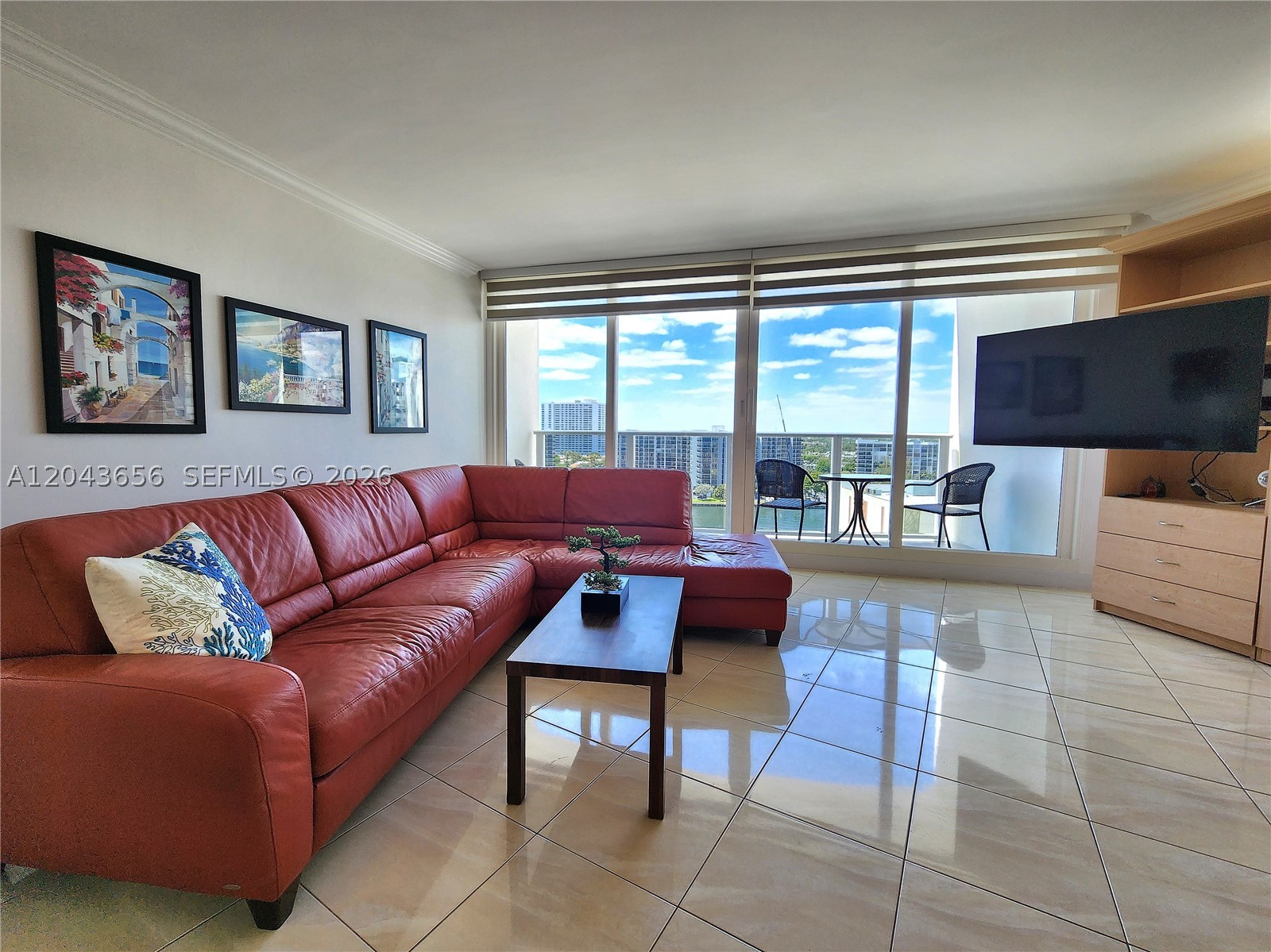 ALEXANDER TOWERS CONDO - Residential