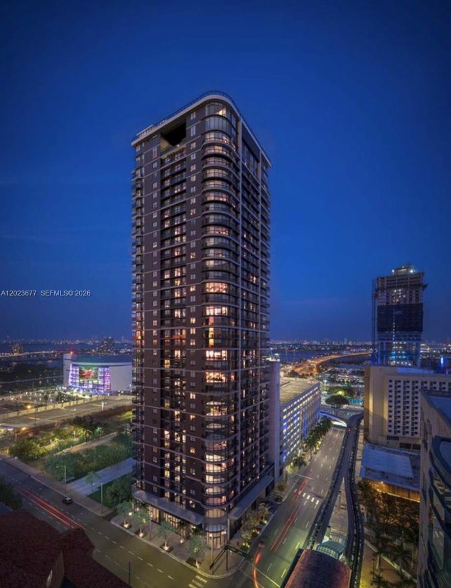 501 1ST AVE - Residential