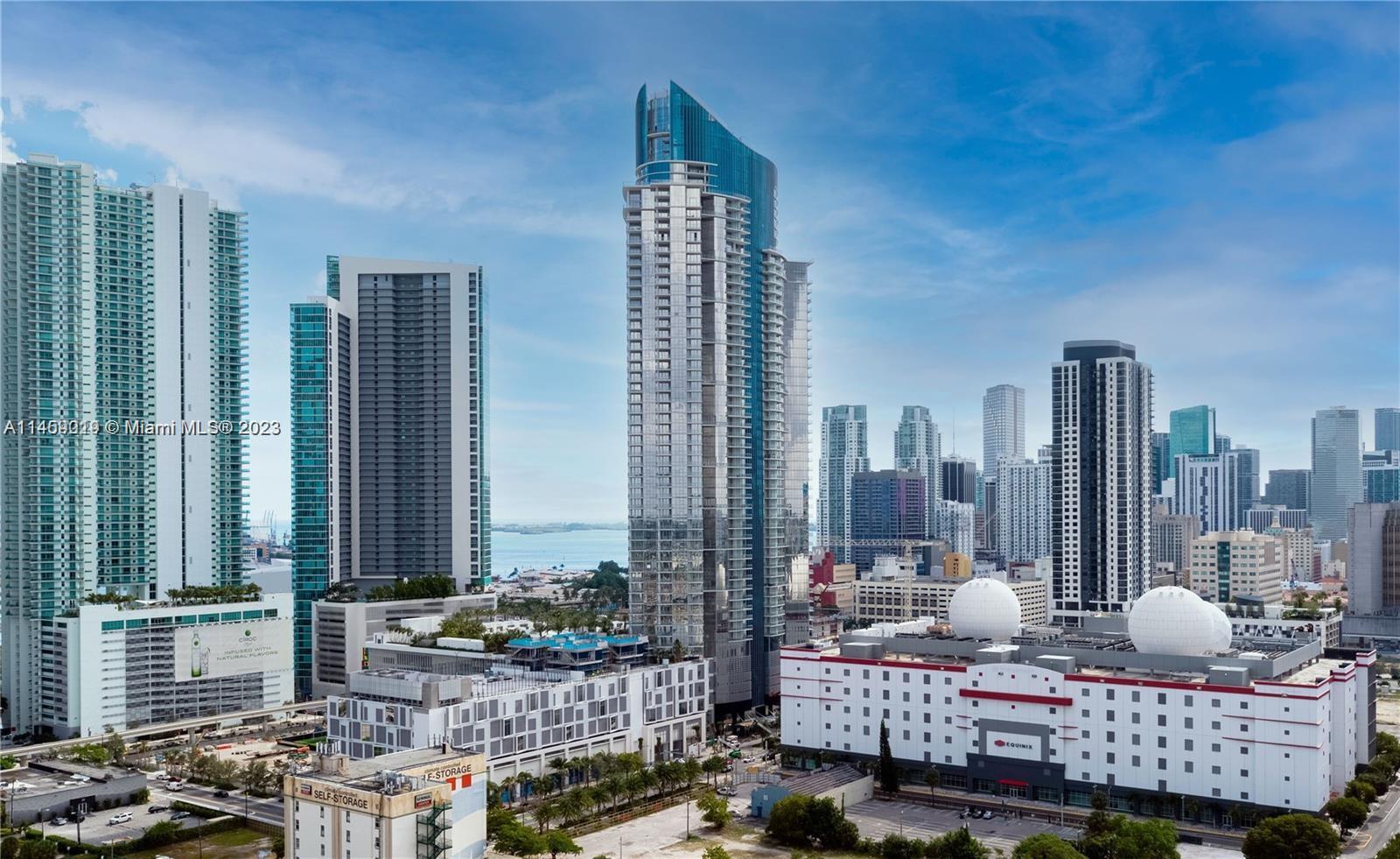 Luxury Property with 3 bed PLUS Den & 4 baths & Private Elevator, is a must see, located at PARAMOUNT Miami World center. Building full of 46 different amenities such as 5 pools, spa, outdoor lounge, summer kitchen, game room, state of the art fitness center, boxing studio, basketball court, racquetball, yoga, observatory, jam room and recording studio and much more! Located within Miami Worldcenter, the second largest master planned community in the U.S. Just steps from the Brightline Train Station, Port of MIA, AA Arena and minutes to MIA Airport, Wynwood, Miami Beach.