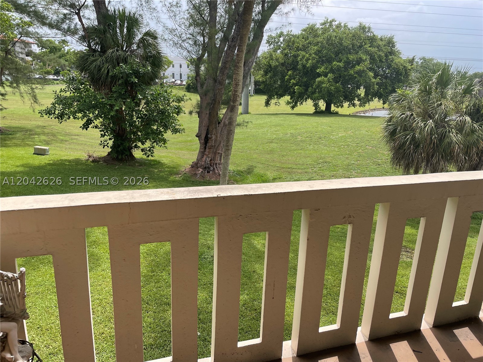 VILLAS OF MIAMI LAKES CON - Residential