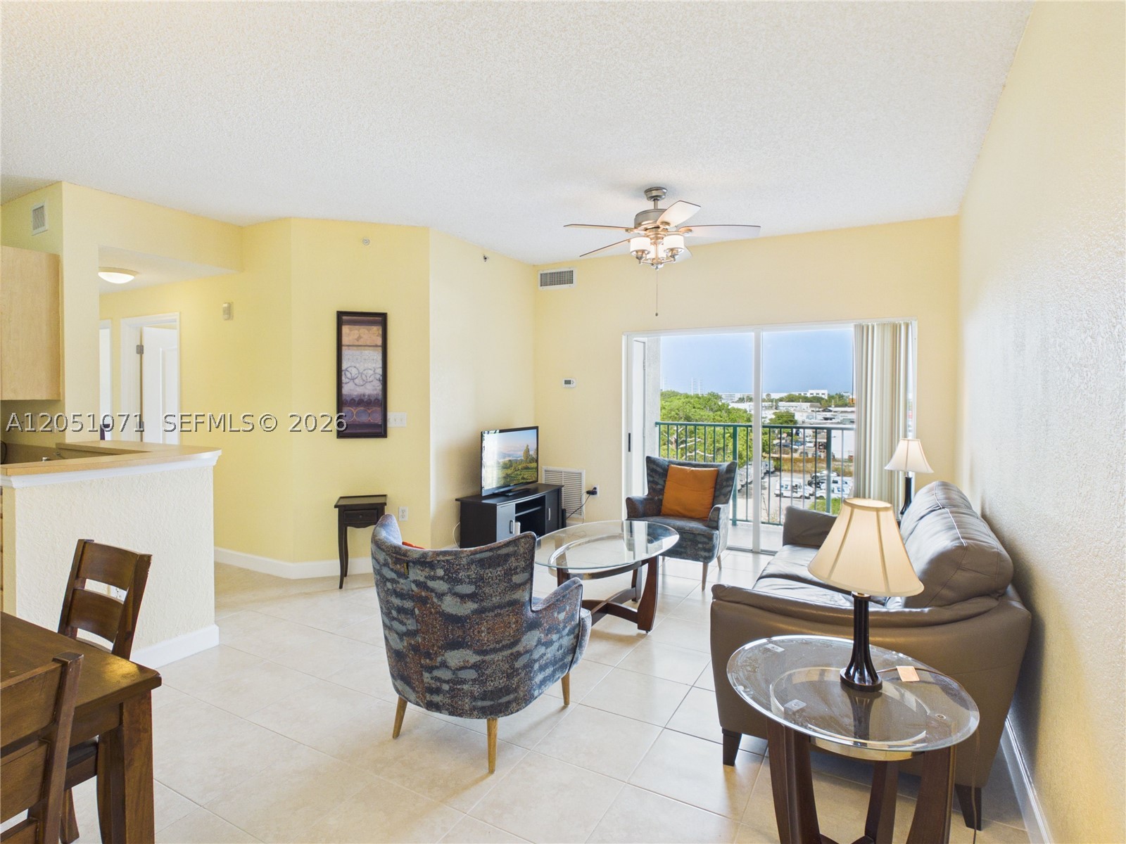 VALENCIA CONDO - Residential