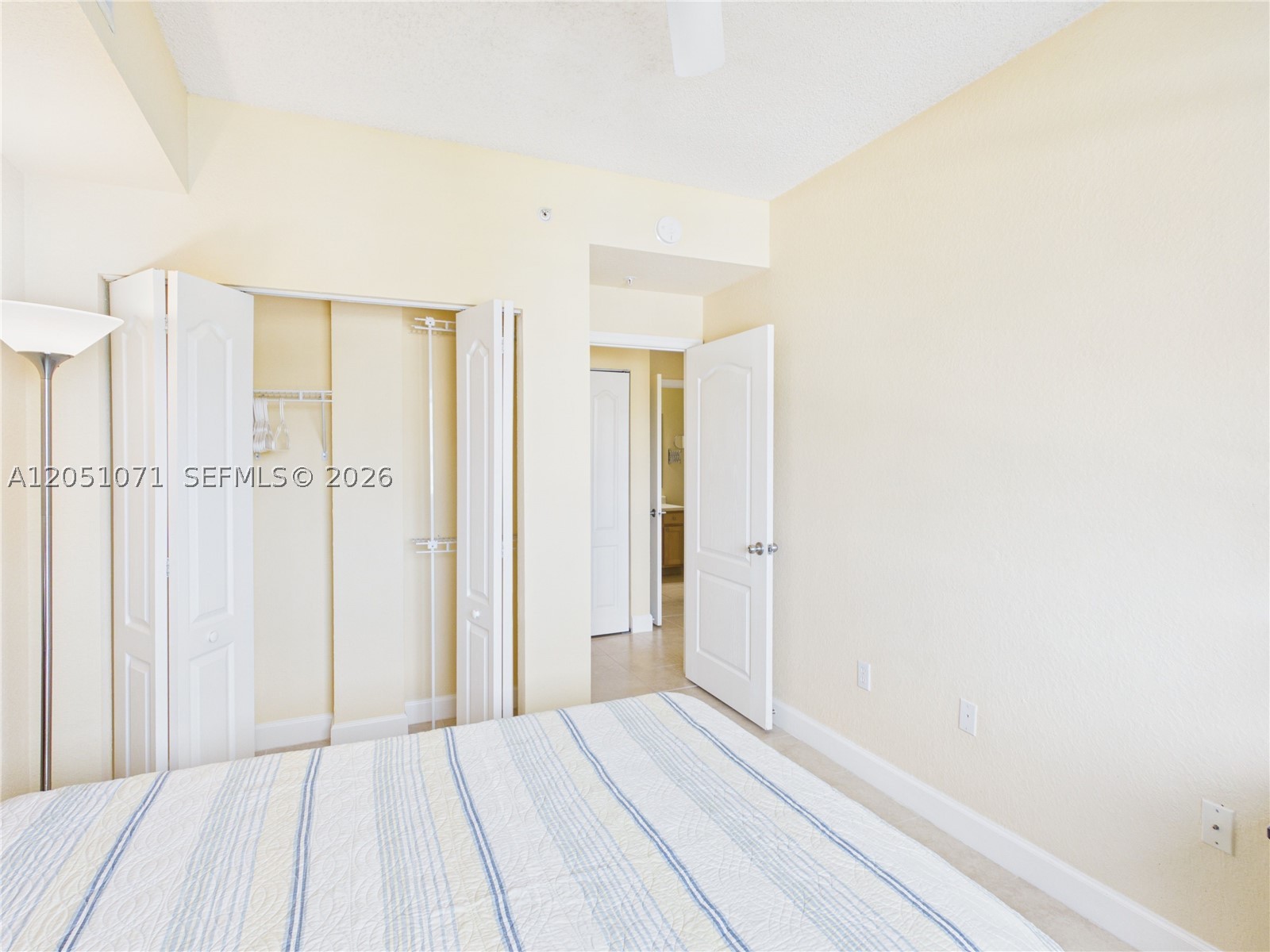 VALENCIA CONDO - Residential