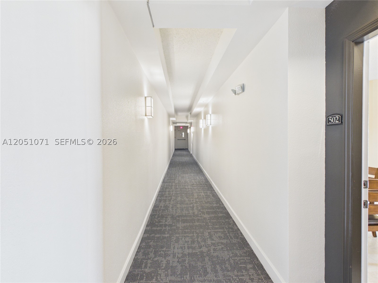 VALENCIA CONDO - Residential