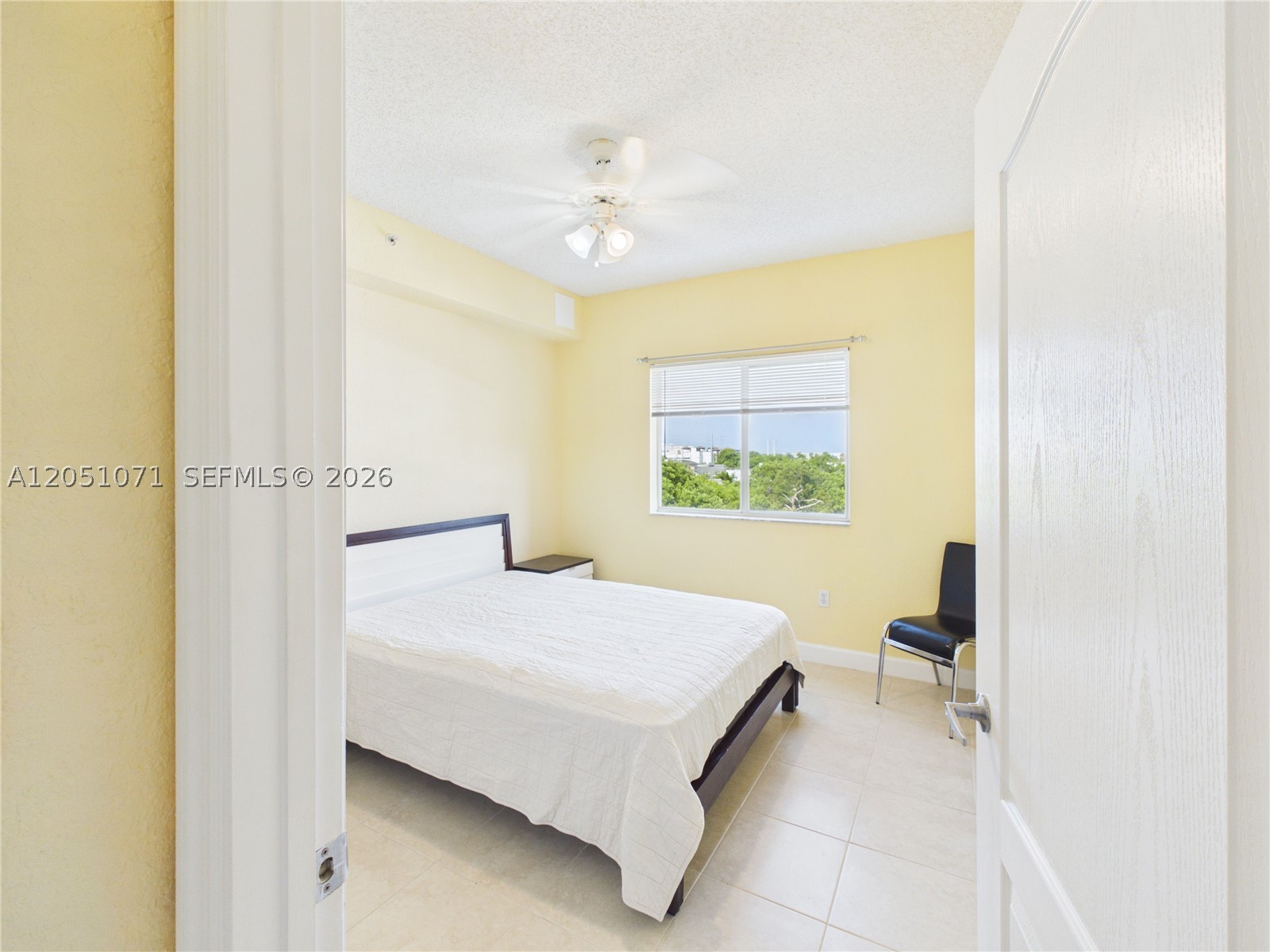 VALENCIA CONDO - Residential