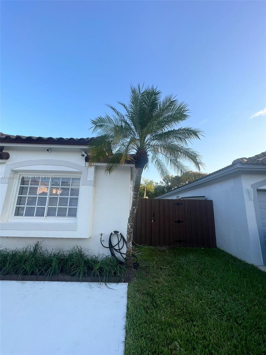 BRIGHTONS MEADOW TRACE - Residential Lease