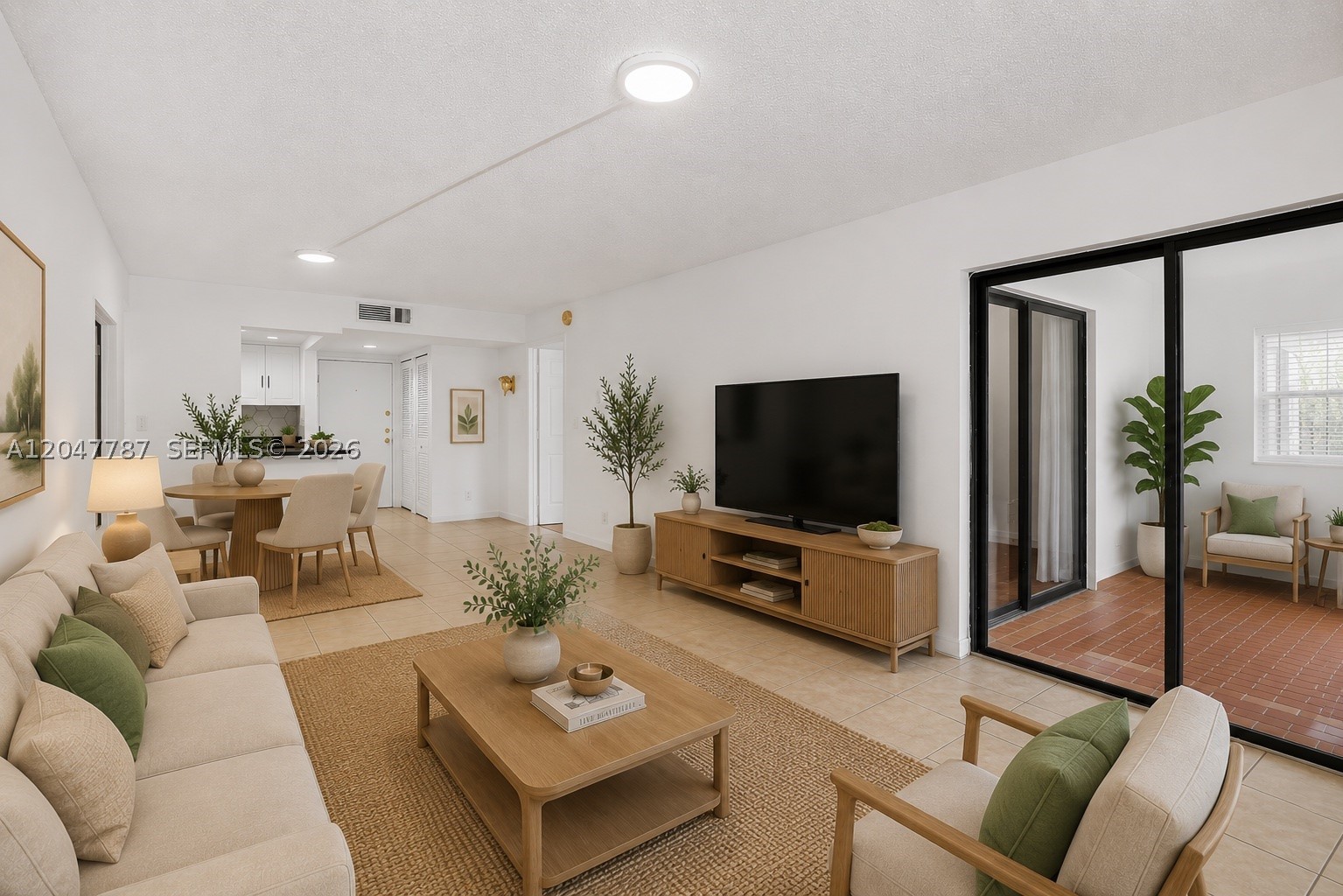 BUILDING EIGHT OF RACQUET - Residential