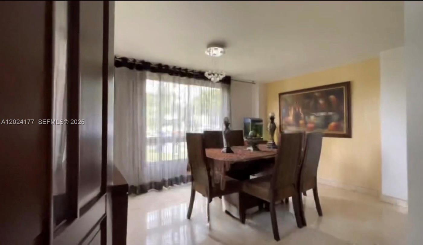 Bosques del Pinar - Residential