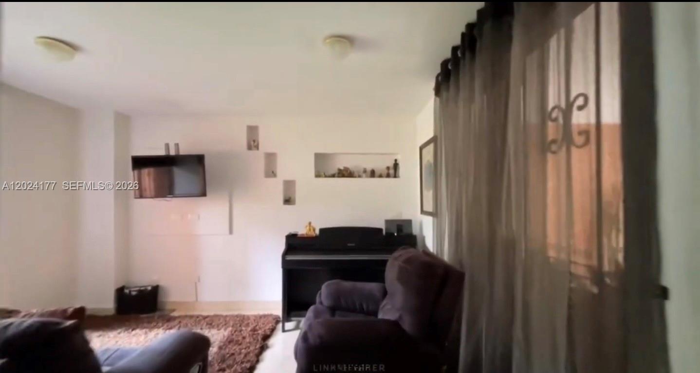 Bosques del Pinar - Residential