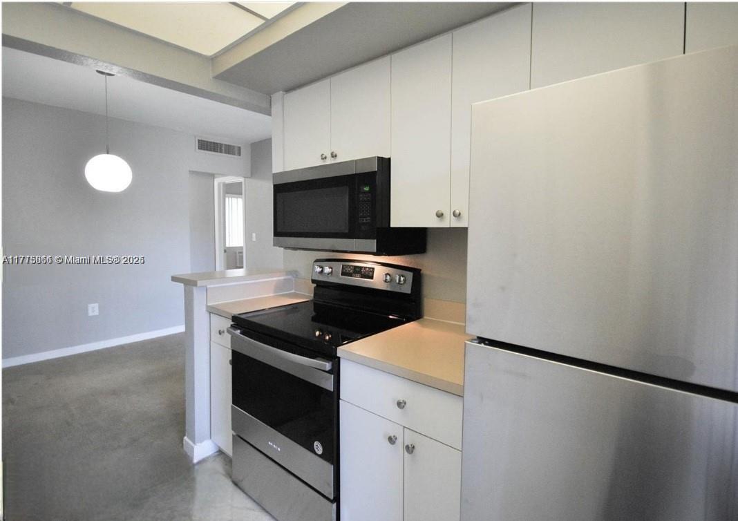 BAY HARBOR ISLAND - Residential Lease