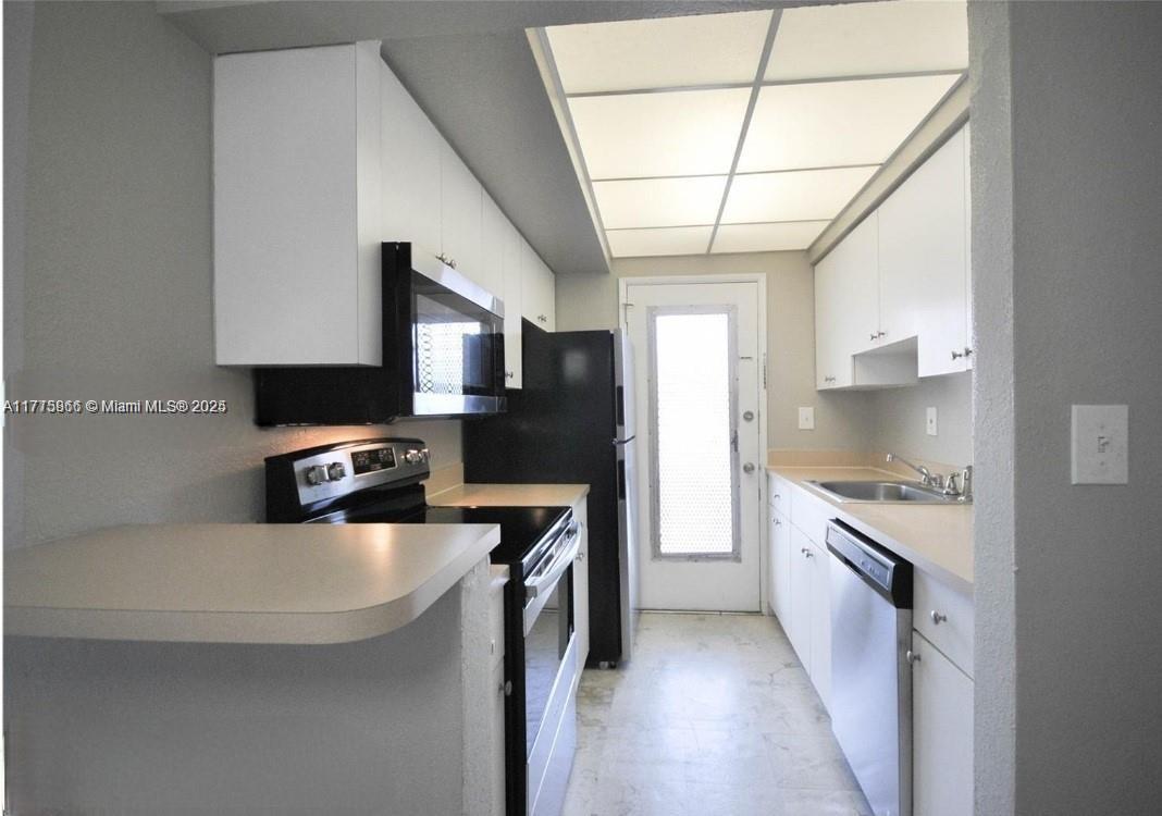BAY HARBOR ISLAND - Residential Lease