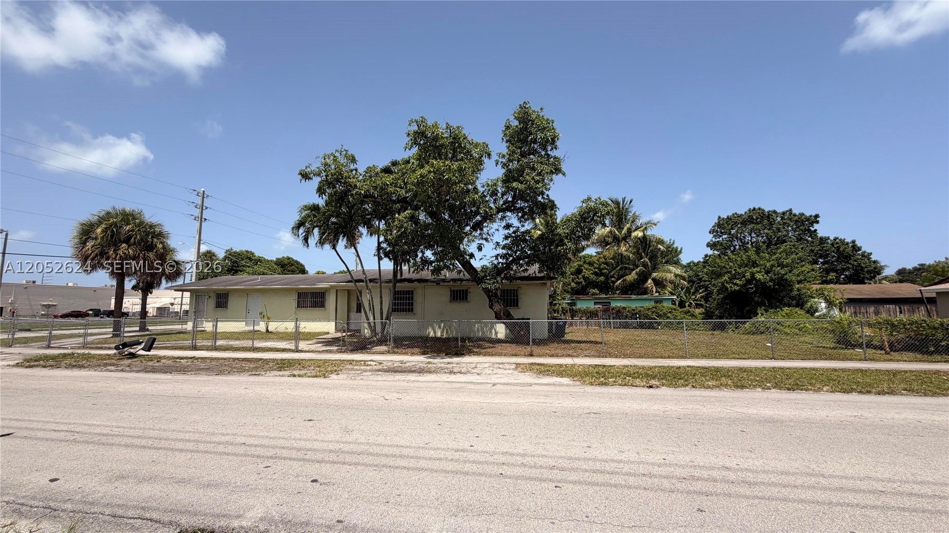 PINEWOOD PARK EXTENSION - Residential Income