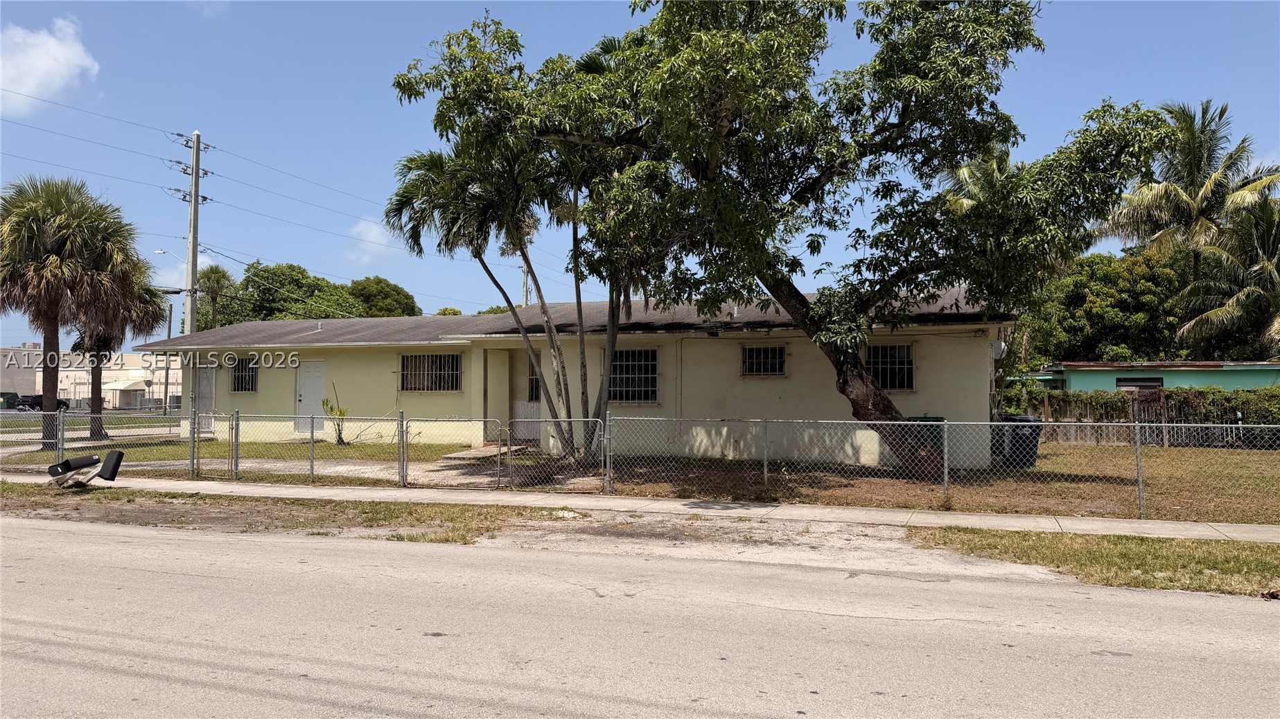 PINEWOOD PARK EXTENSION - Residential Income