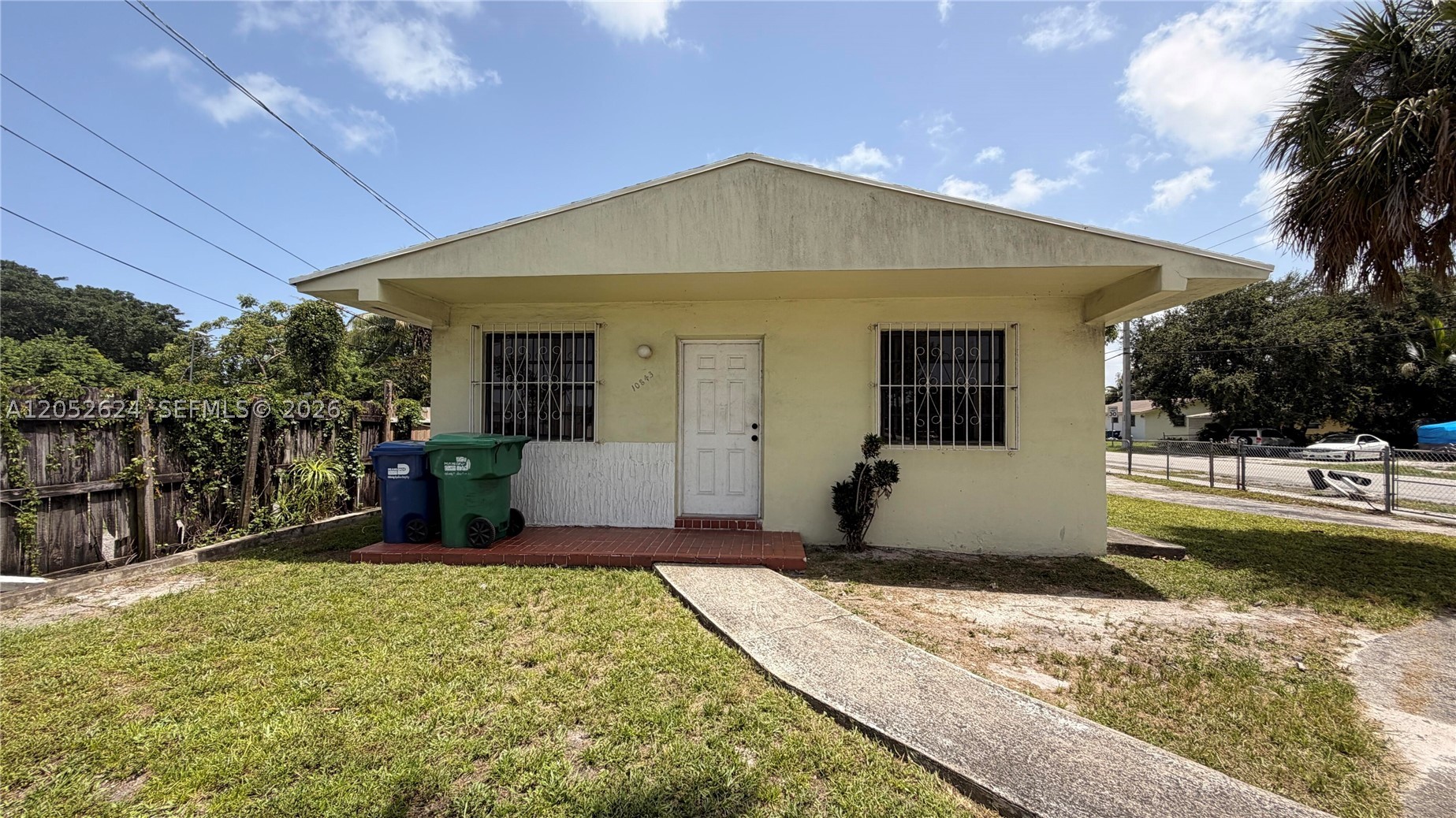 PINEWOOD PARK EXTENSION - Residential Income